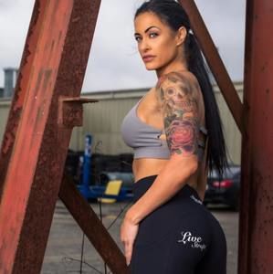 Meet your Posher, Jess